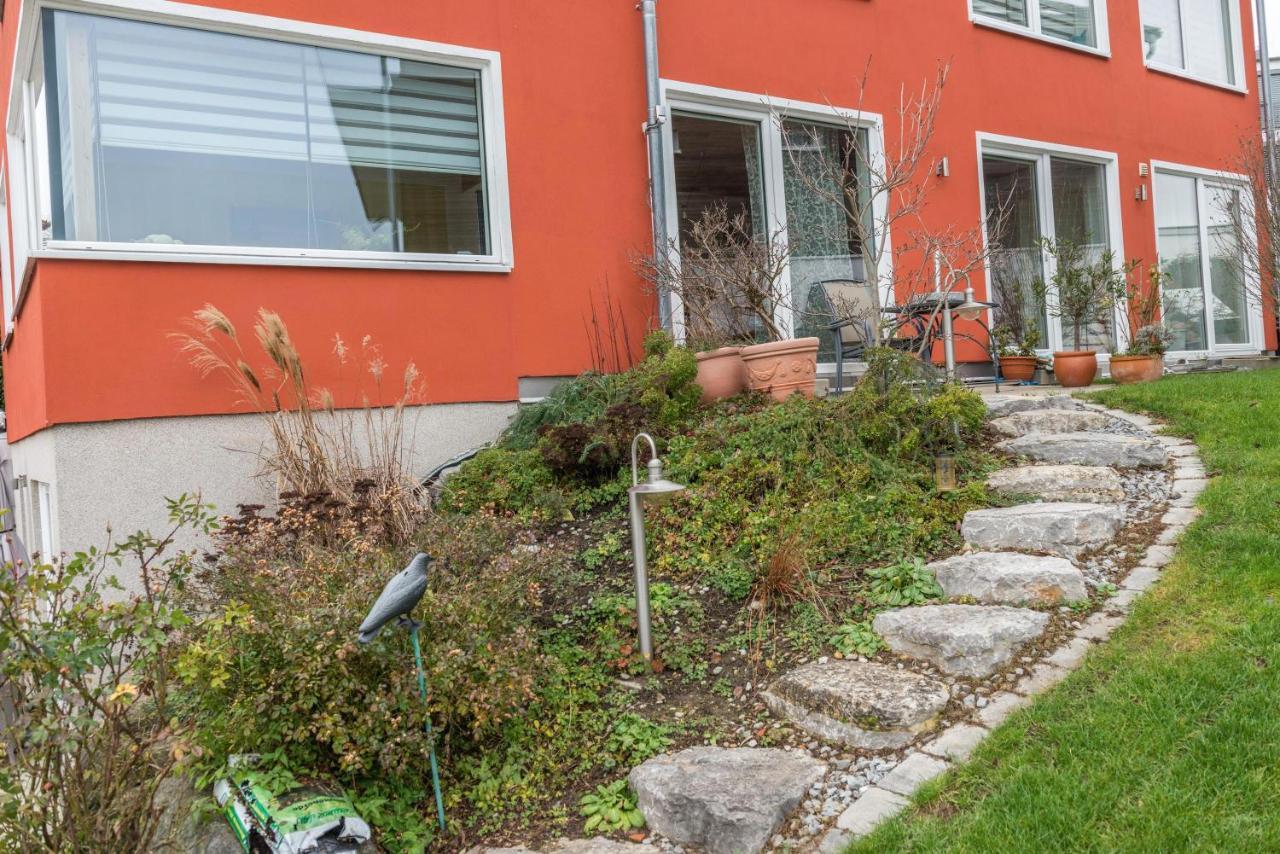 Ferienwohnung Erdgeschoss 于伯林根 外观 照片