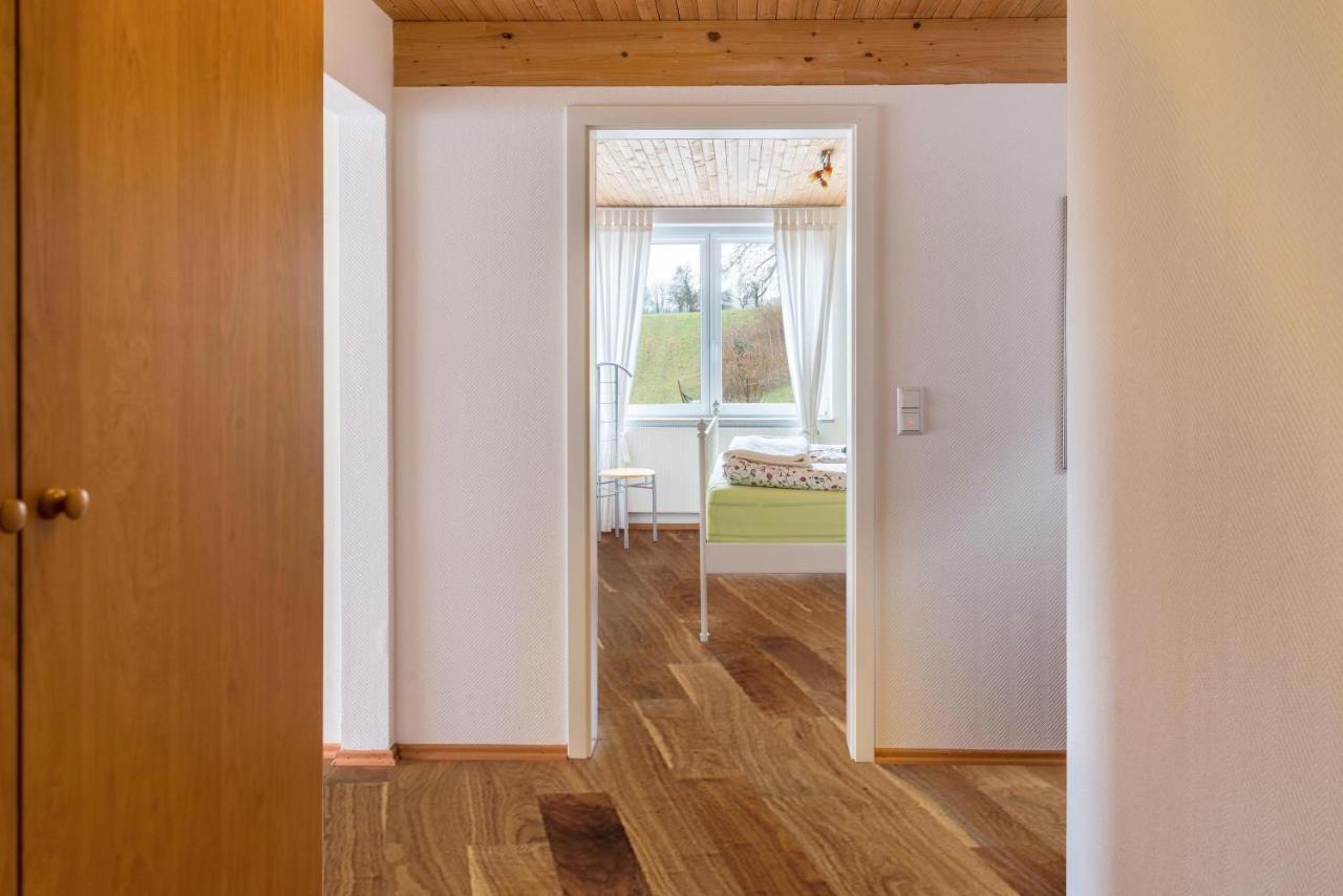Ferienwohnung Erdgeschoss 于伯林根 外观 照片